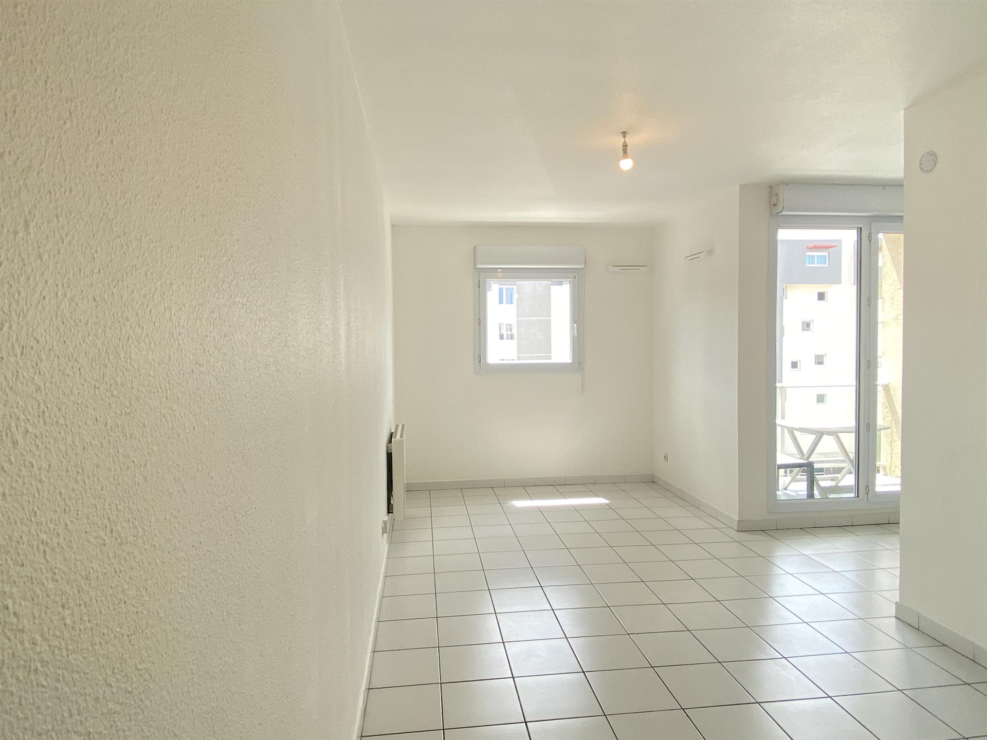 Appartement à vendre, 34m², Perpignan