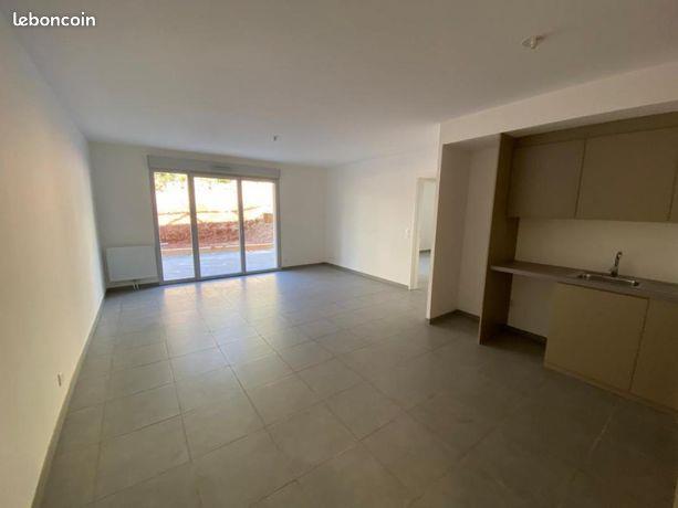 Appartement à louer, 85m², Marseille 12ème