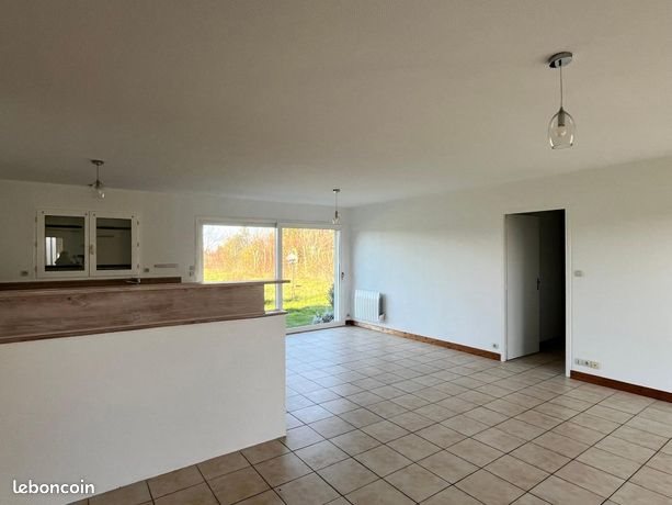 Maison à louer, 92m², Aiffres