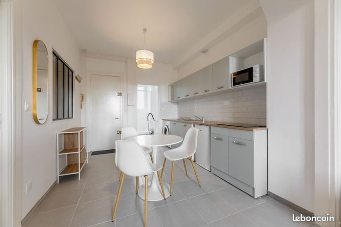 Appartement à louer, 33m², Nîmes