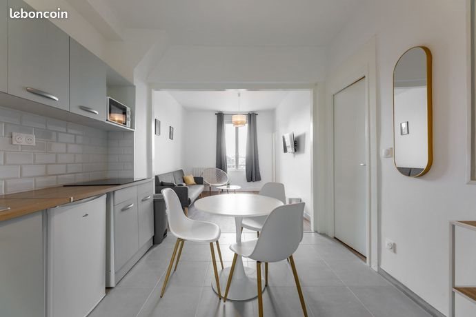 Appartement à louer, 33m², Nîmes