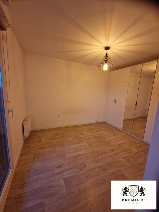 Appartement à louer, 46m², Louvres