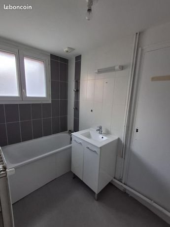 Appartement à louer, 58m², Saint-Egrève