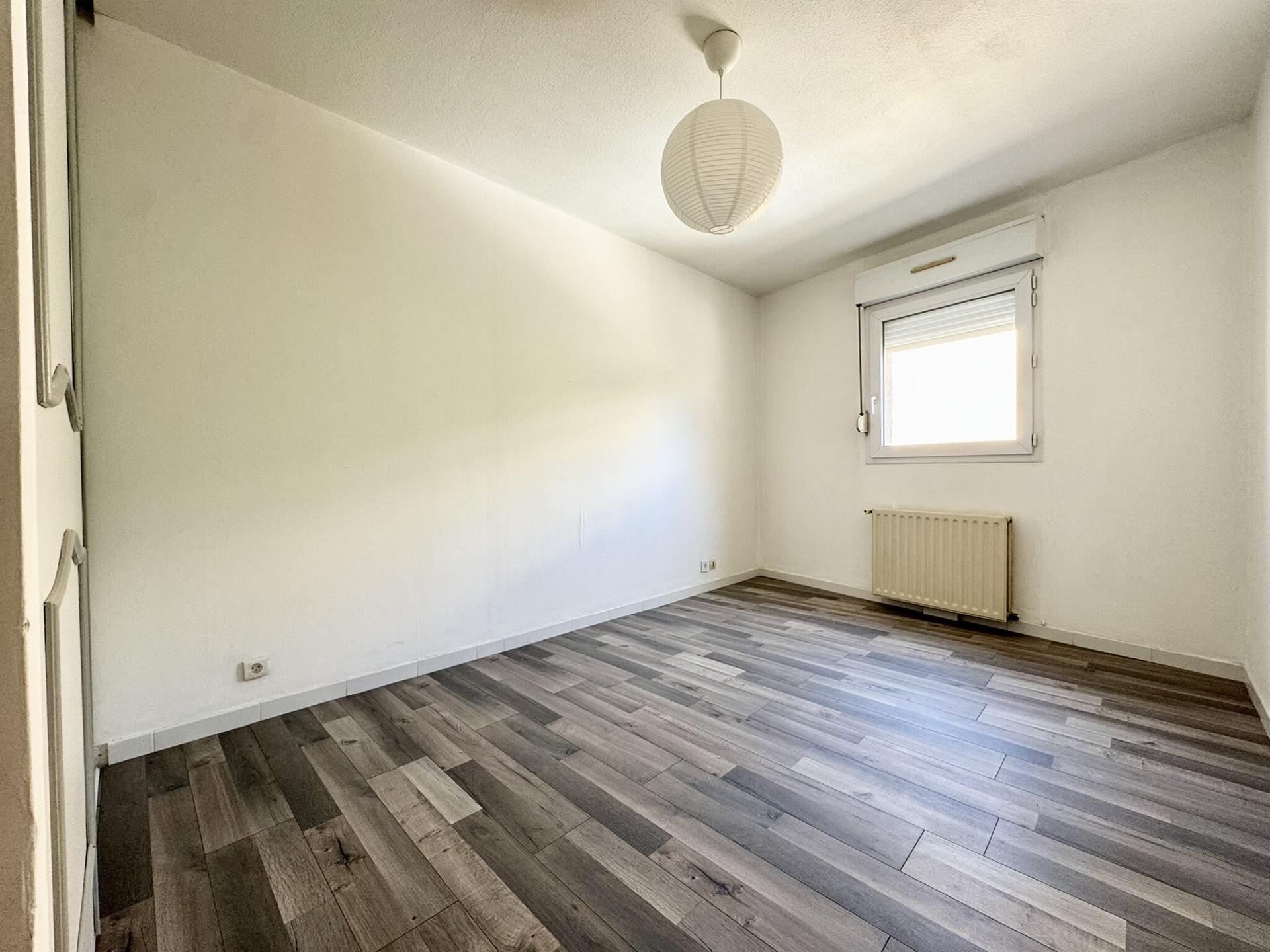 Maison à louer, 65m², Nîmes