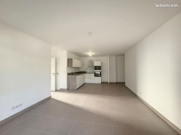 Appartement à louer, 50m², Porto-Vecchio