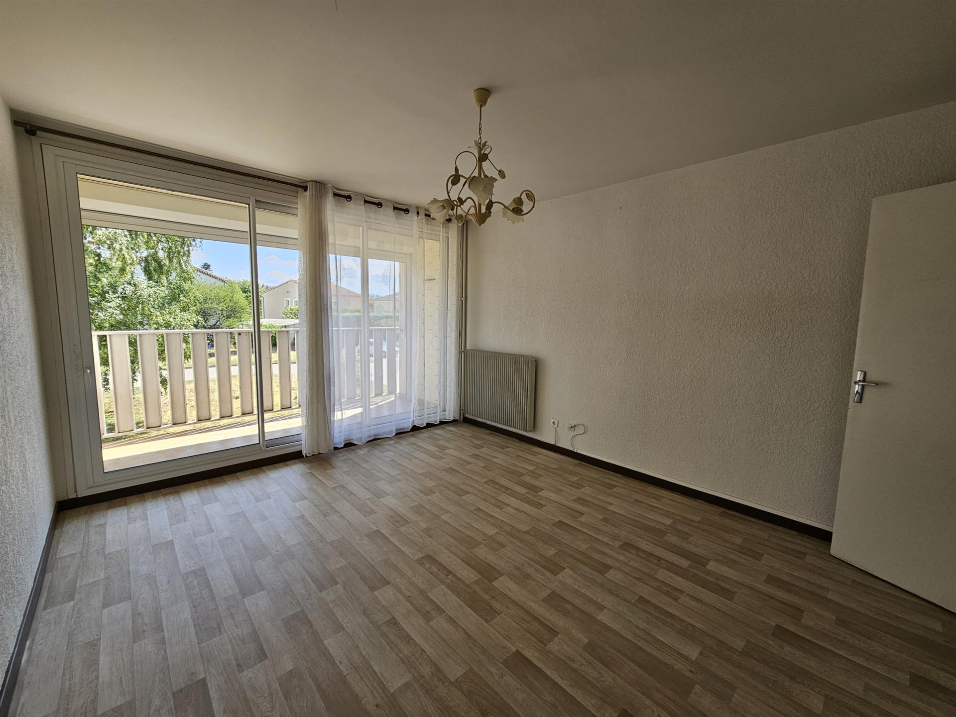 Appartement à louer, 65m², Crest