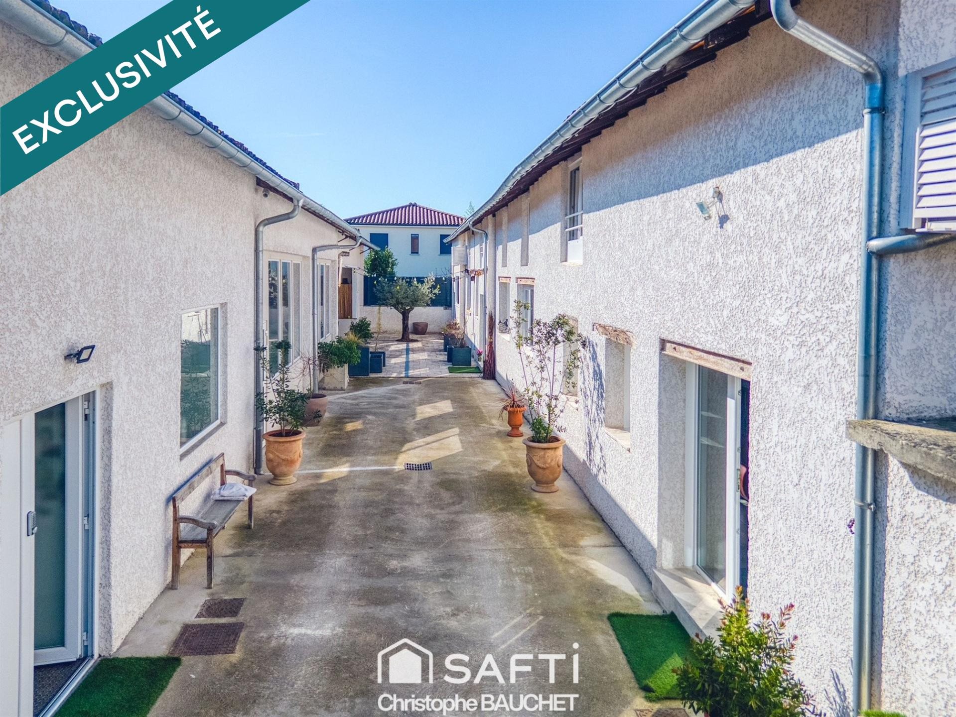 Maison à vendre, 252m², Bourg-en-Bresse