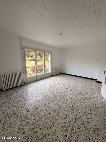 Appartement à louer, 78m², Blanzy