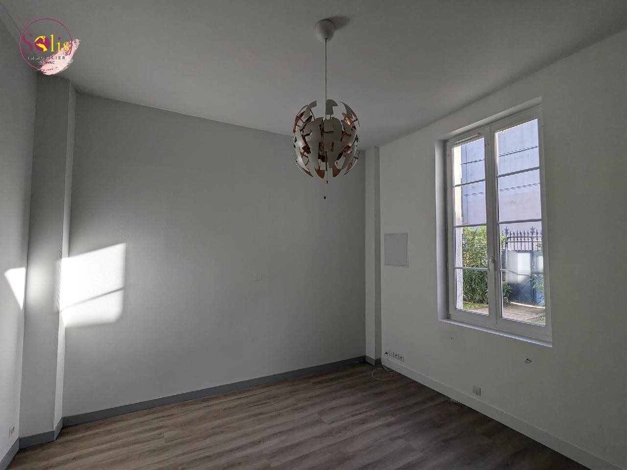 Appartement à louer, 49m², Cognac
