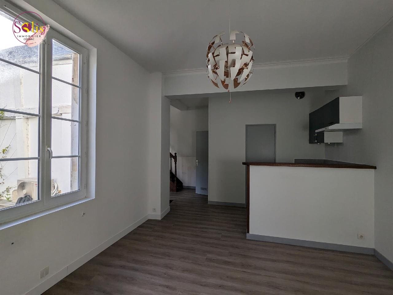 Appartement à louer, 49m², Cognac