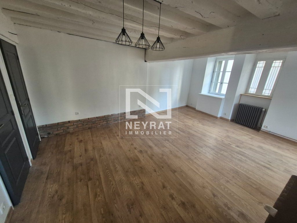 Appartement à louer, 100m², Autun