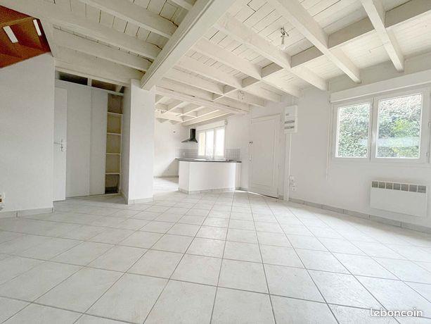 Maison à louer, 97m², Saint-Pryvé-Saint-Mesmin