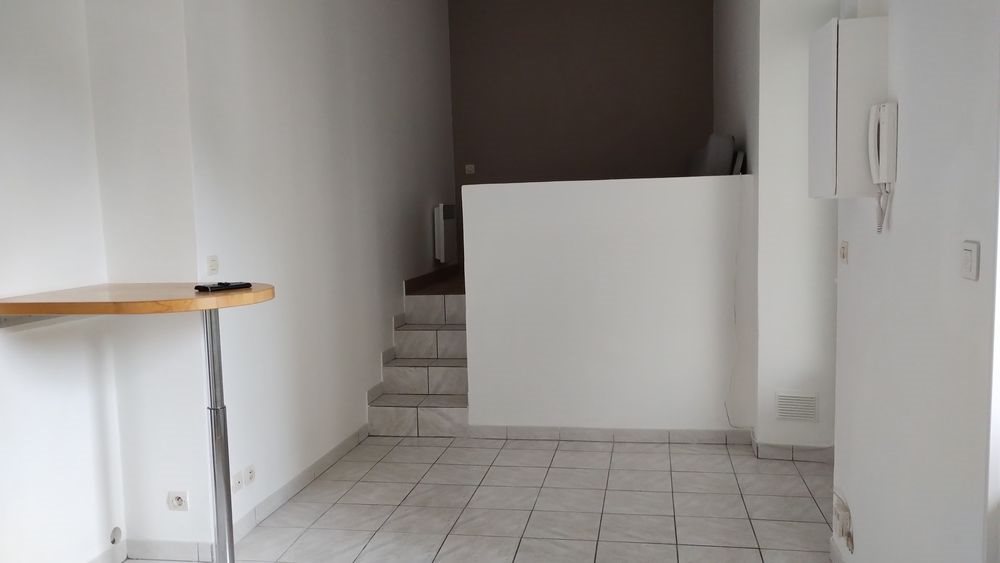 Appartement à louer, 20m², Reims