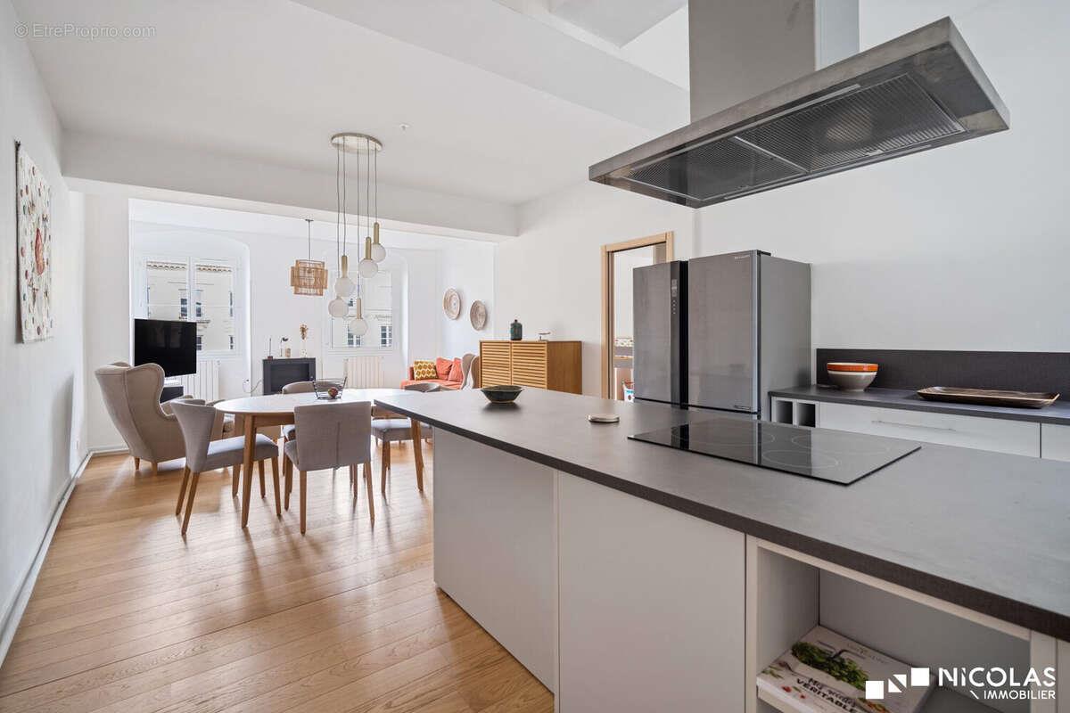 Appartement à vendre, 83m², Bordeaux