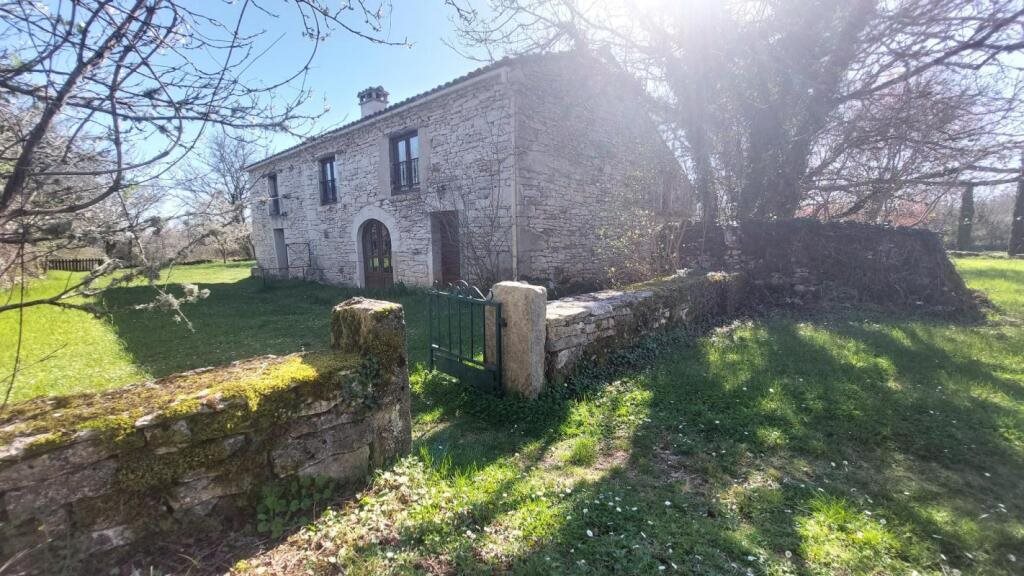 Maison à vendre, 326m², Saillac
