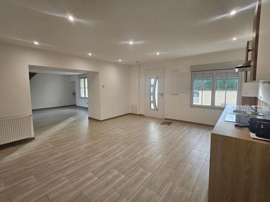 Maison à vendre, 84m², Essertenne-et-Cecey