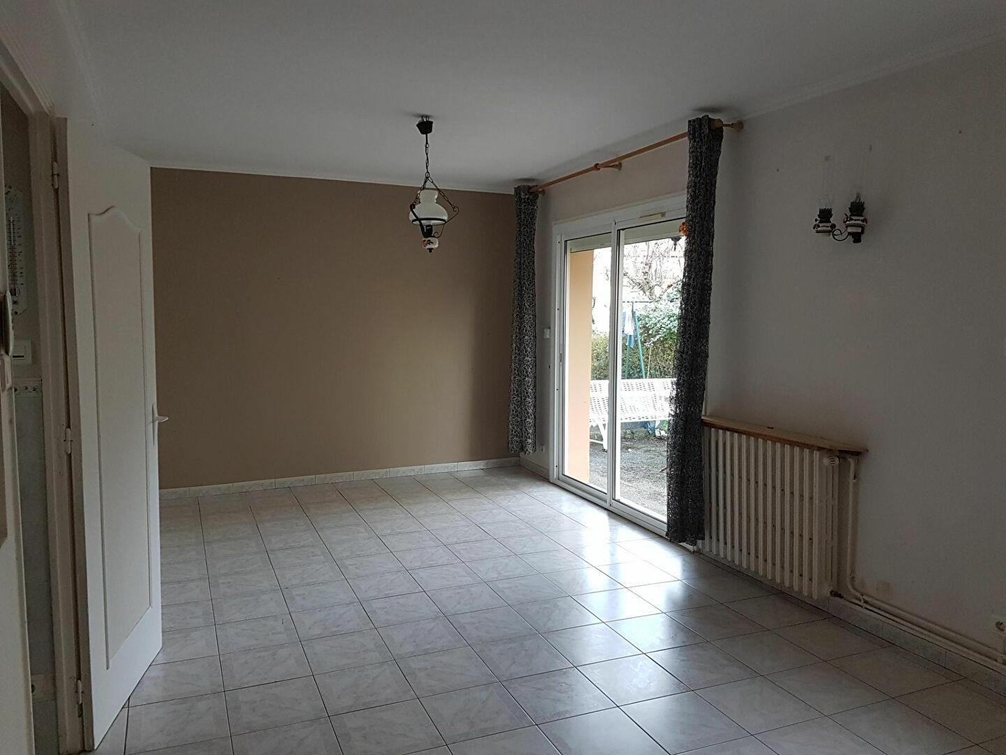 Maison à louer, 94m², Foix