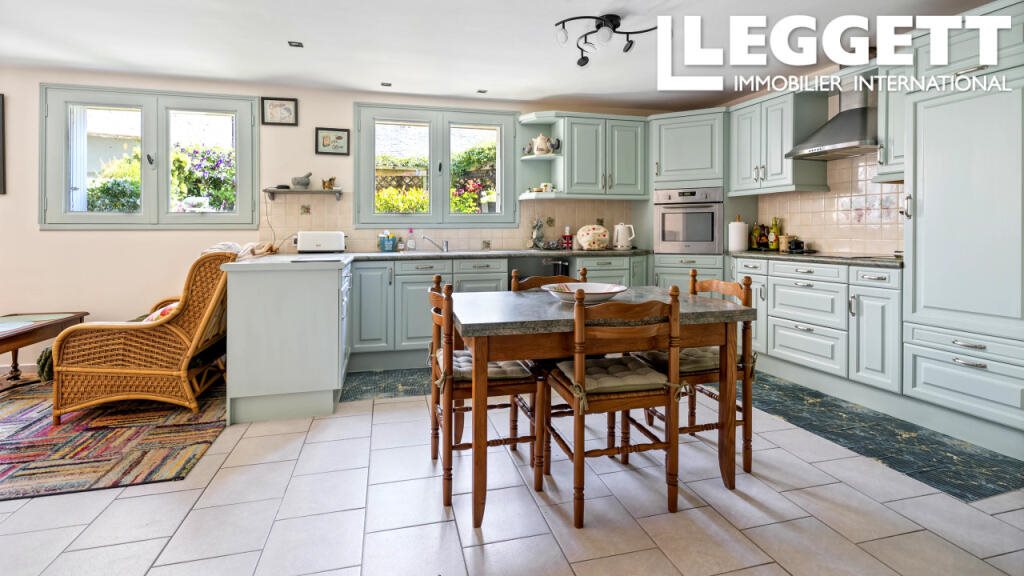 Maison à vendre, 187m², Saint-Denis-de-Gastines