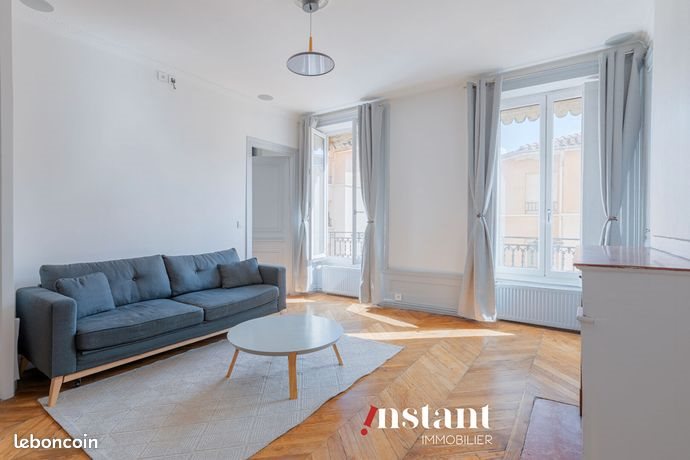 Appartement à louer, 67m², Lyon 1er