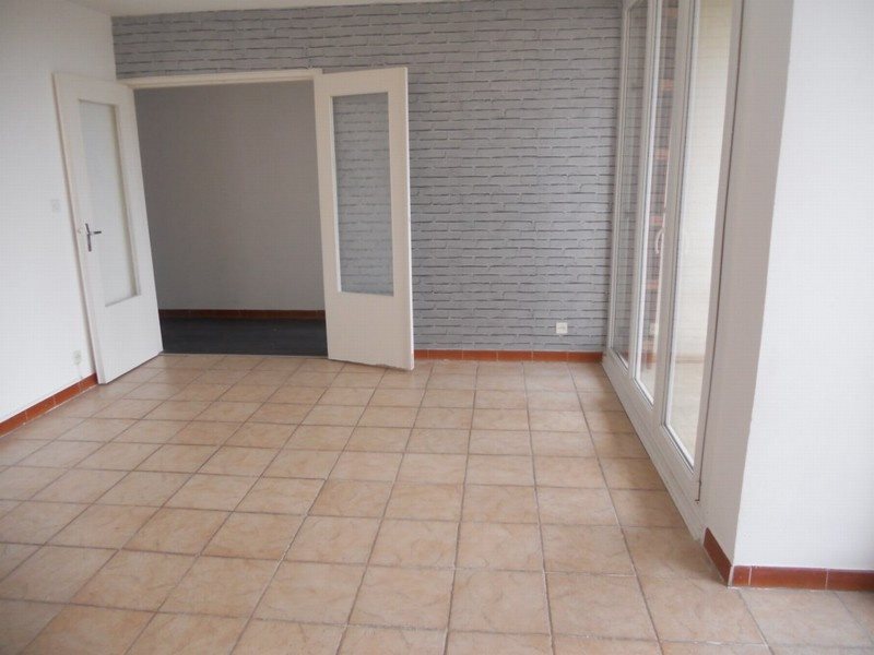 Appartement à louer, 61m², Marignane