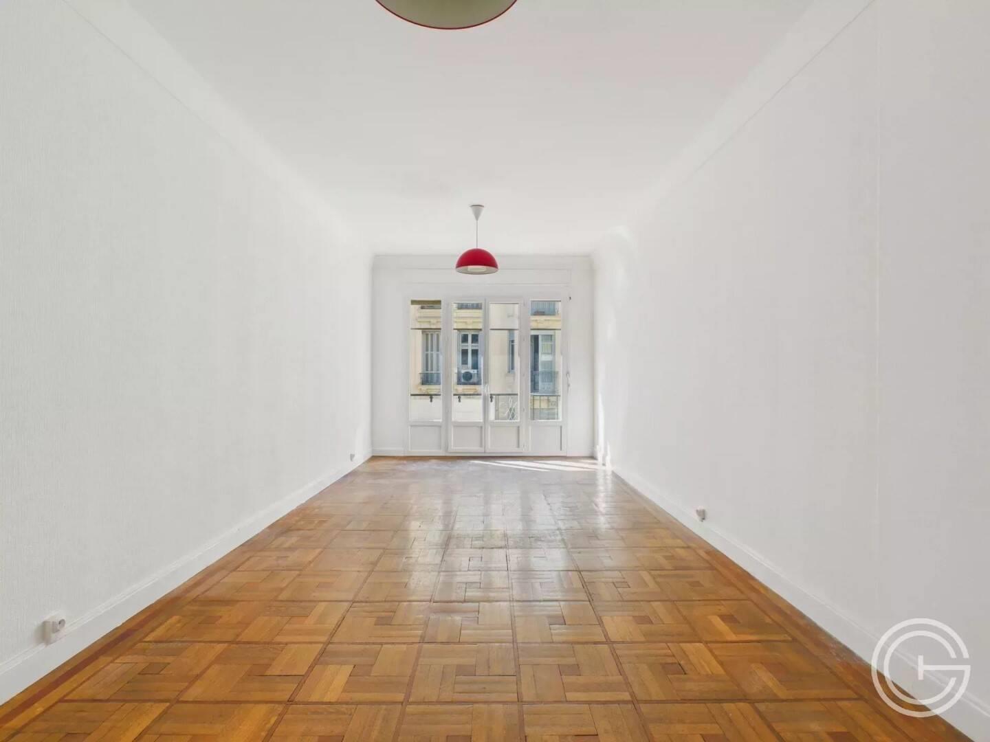 Appartement à louer, 84m², Nice