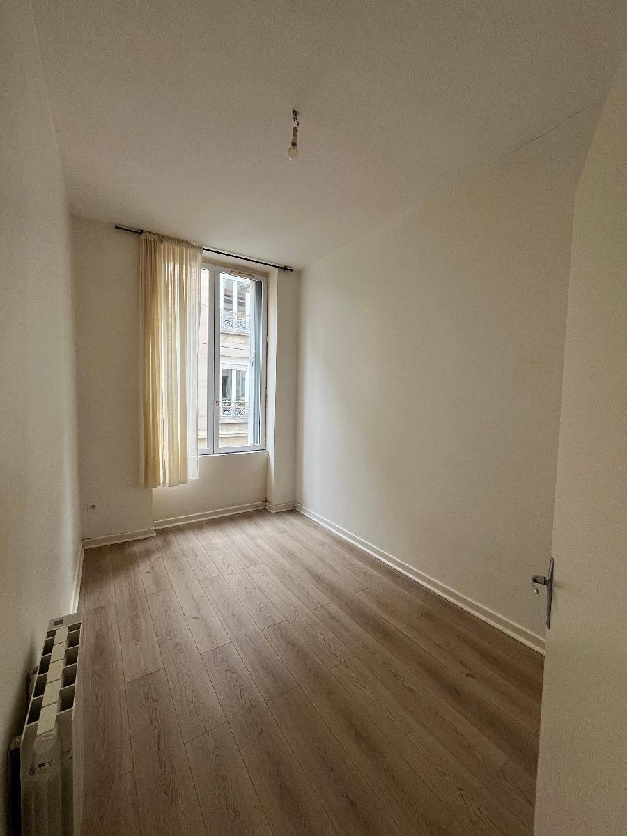Appartement à louer, 46m², Saint-Etienne