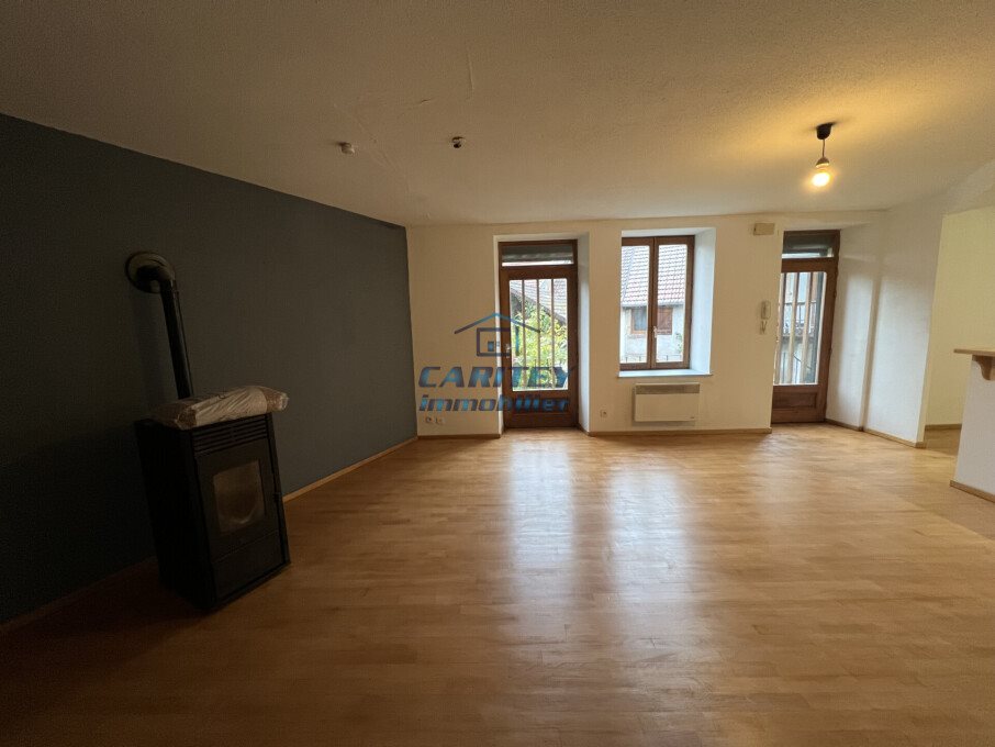 Maison à louer, 72m², Lure