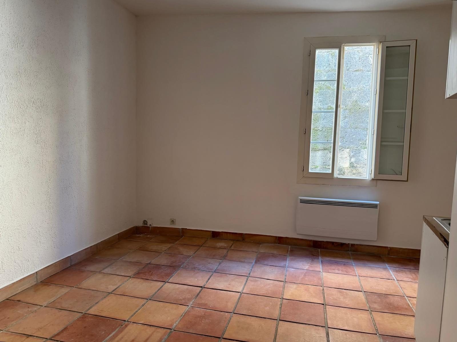 Appartement à louer, 36m², Sommières