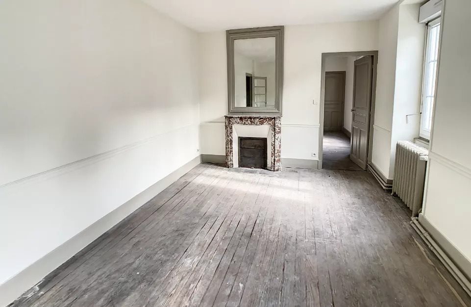 Appartement à vendre, 330m², Montceau-les-Mines