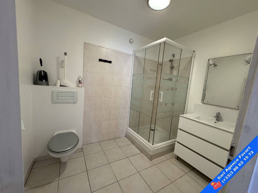 Appartement à louer, 48m², Laroche-Saint-Cydroine