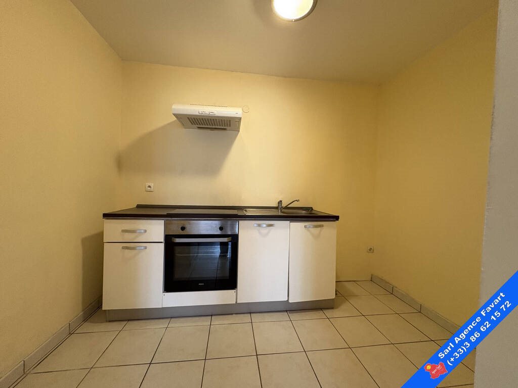 Appartement à louer, 48m², Laroche-Saint-Cydroine