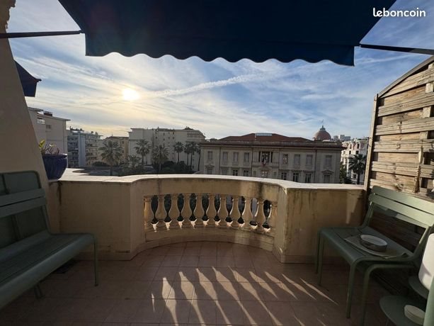 Appartement à louer, 76m², Nice