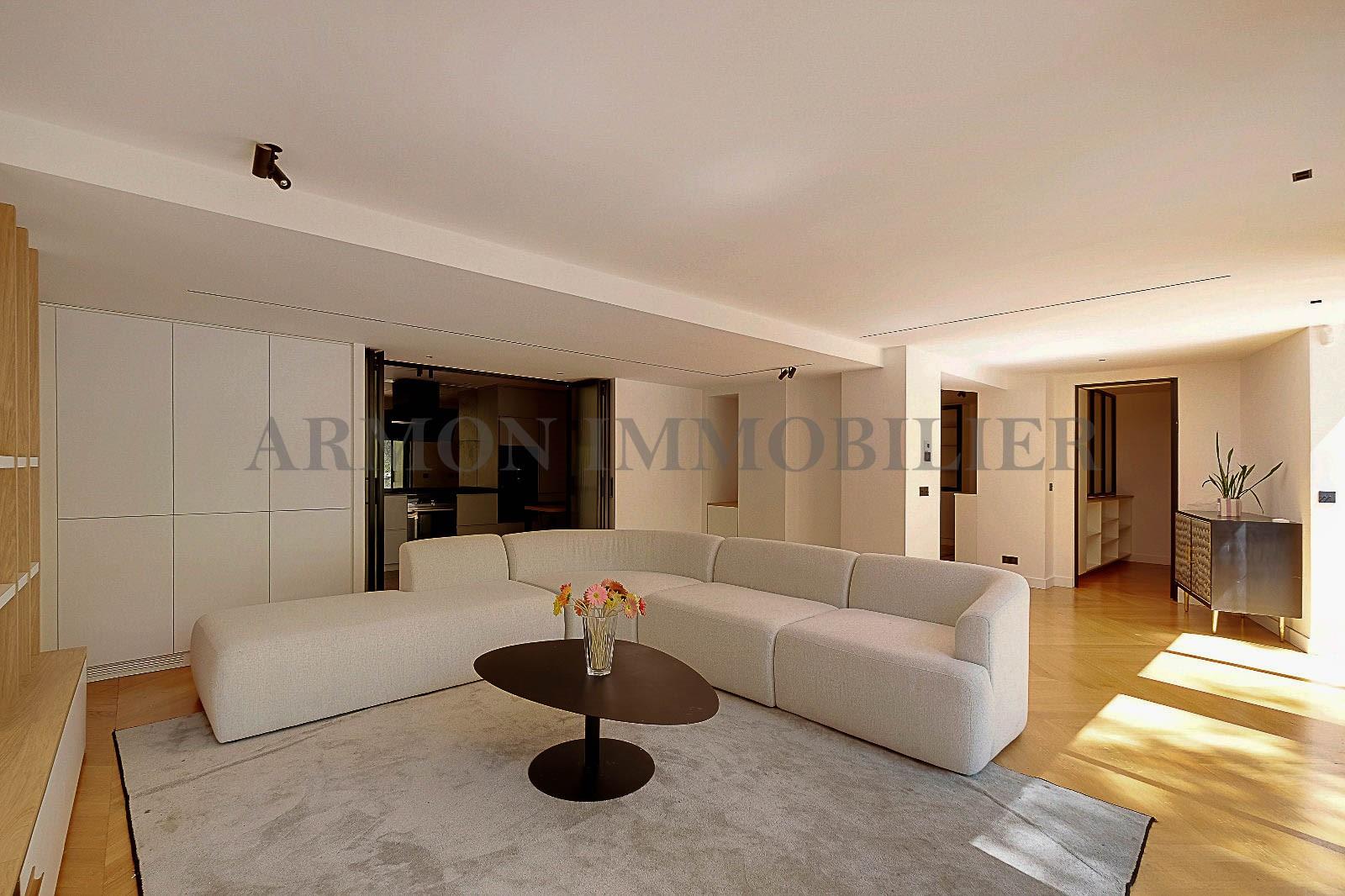 Appartement à louer, 160m², Paris 16ème