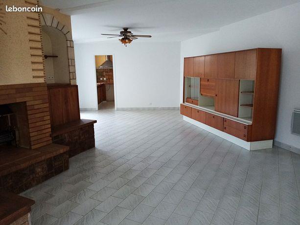 Appartement à louer, 82m², Chemillé