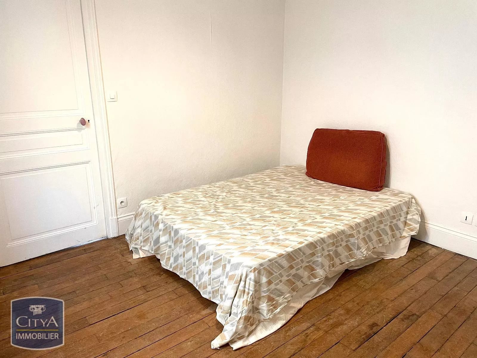 Appartement à louer, 50m², Chinon