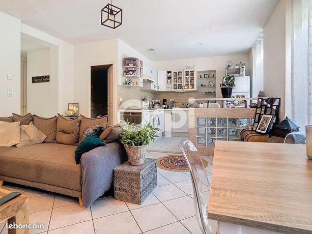 Appartement à vendre, 316m², Terrasson-Lavilledieu