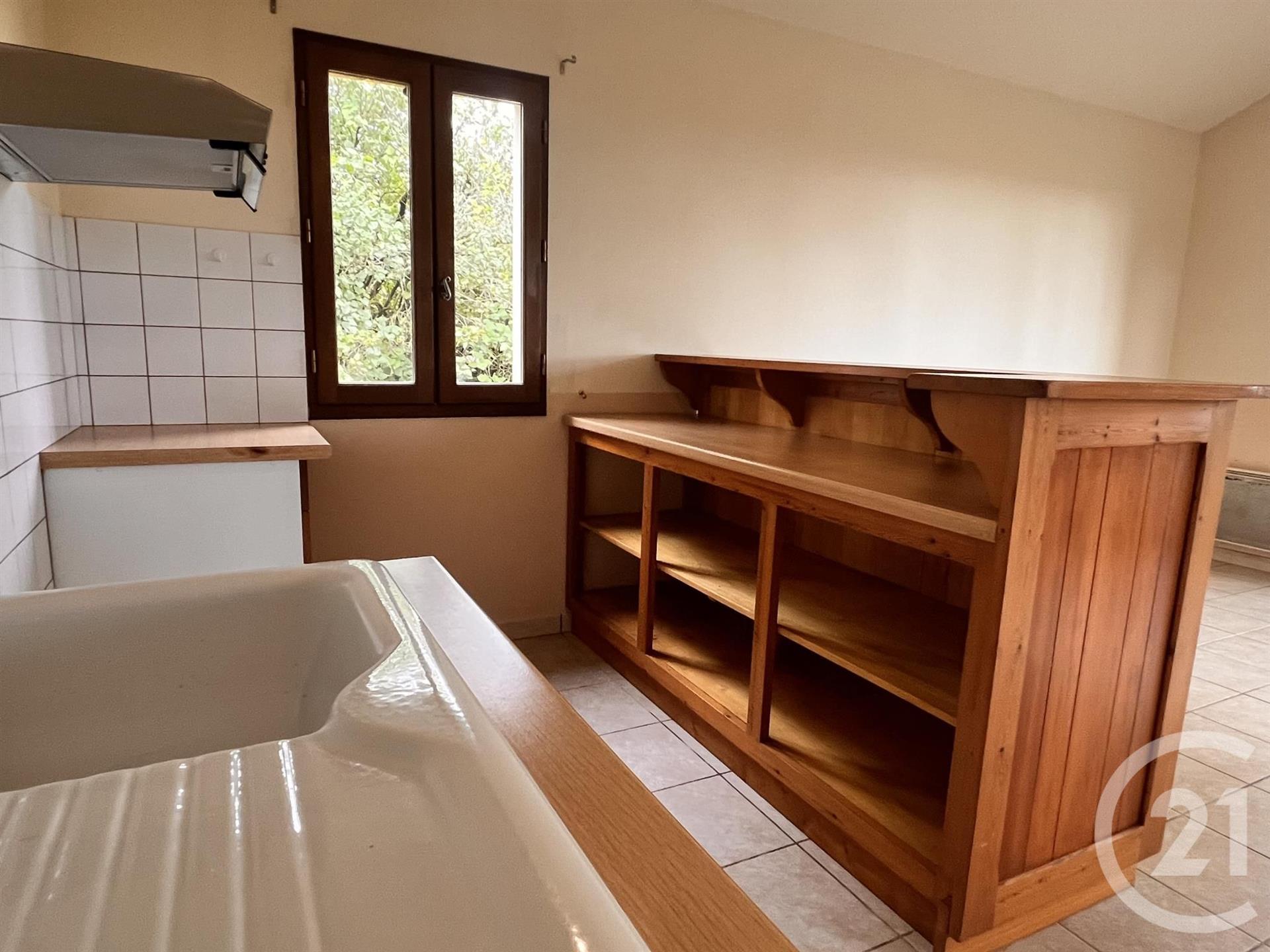 Maison à louer, 43m², Soucirac