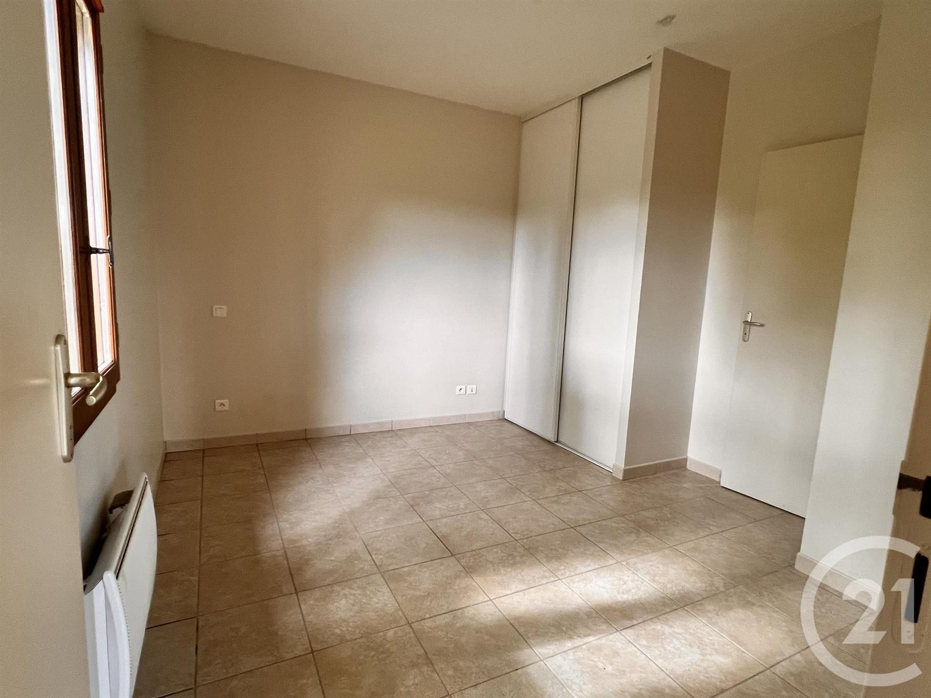 Maison à louer, 43m², Soucirac