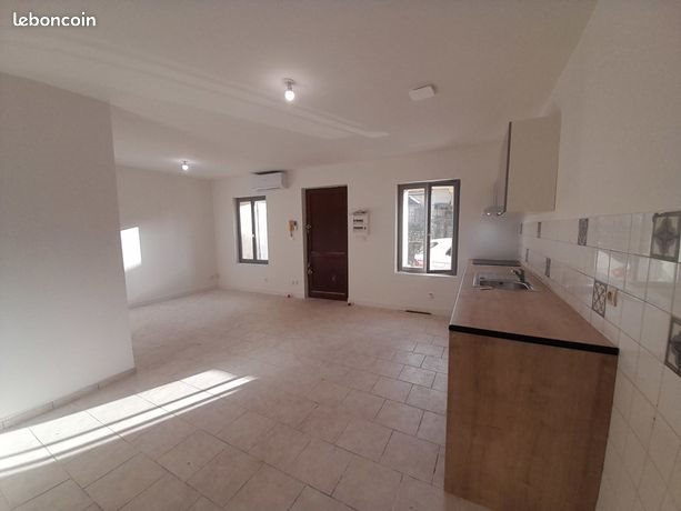 Appartement à louer, 54m², Châteaurenard