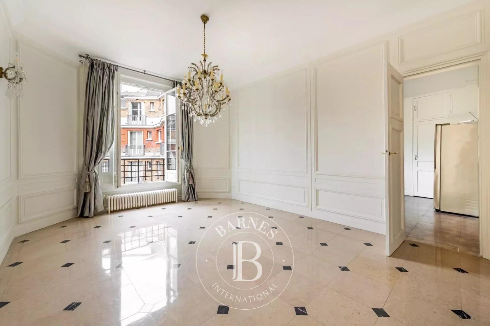 Appartement à louer, 242m², Paris 16ème