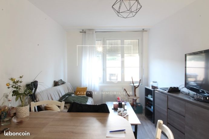 Appartement à louer, 55m², Saint-Clément-de-la-Place