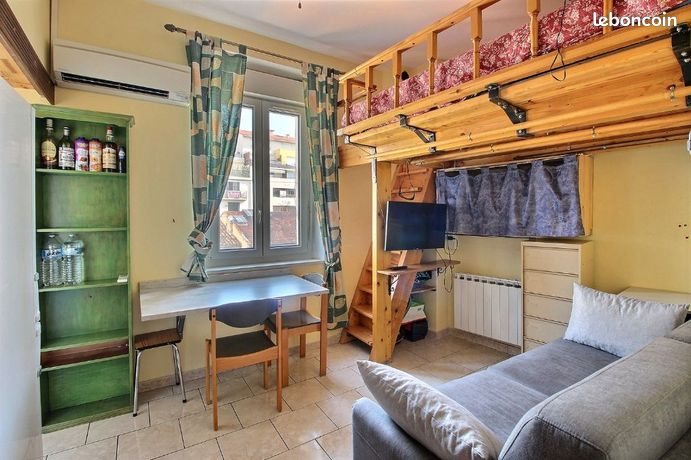 Appartement à louer, 17m², Marseille 5ème