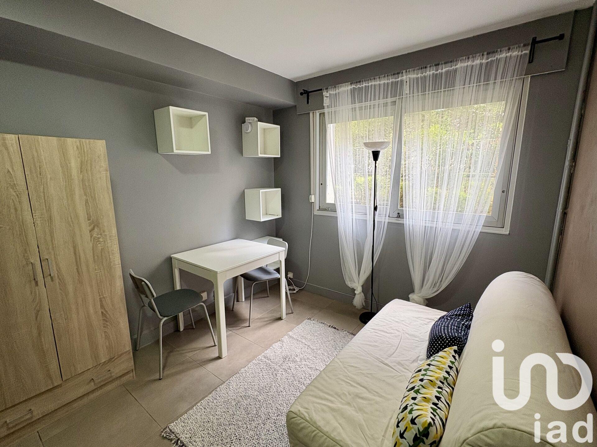 Appartement à louer, 13m², Paris 11ème