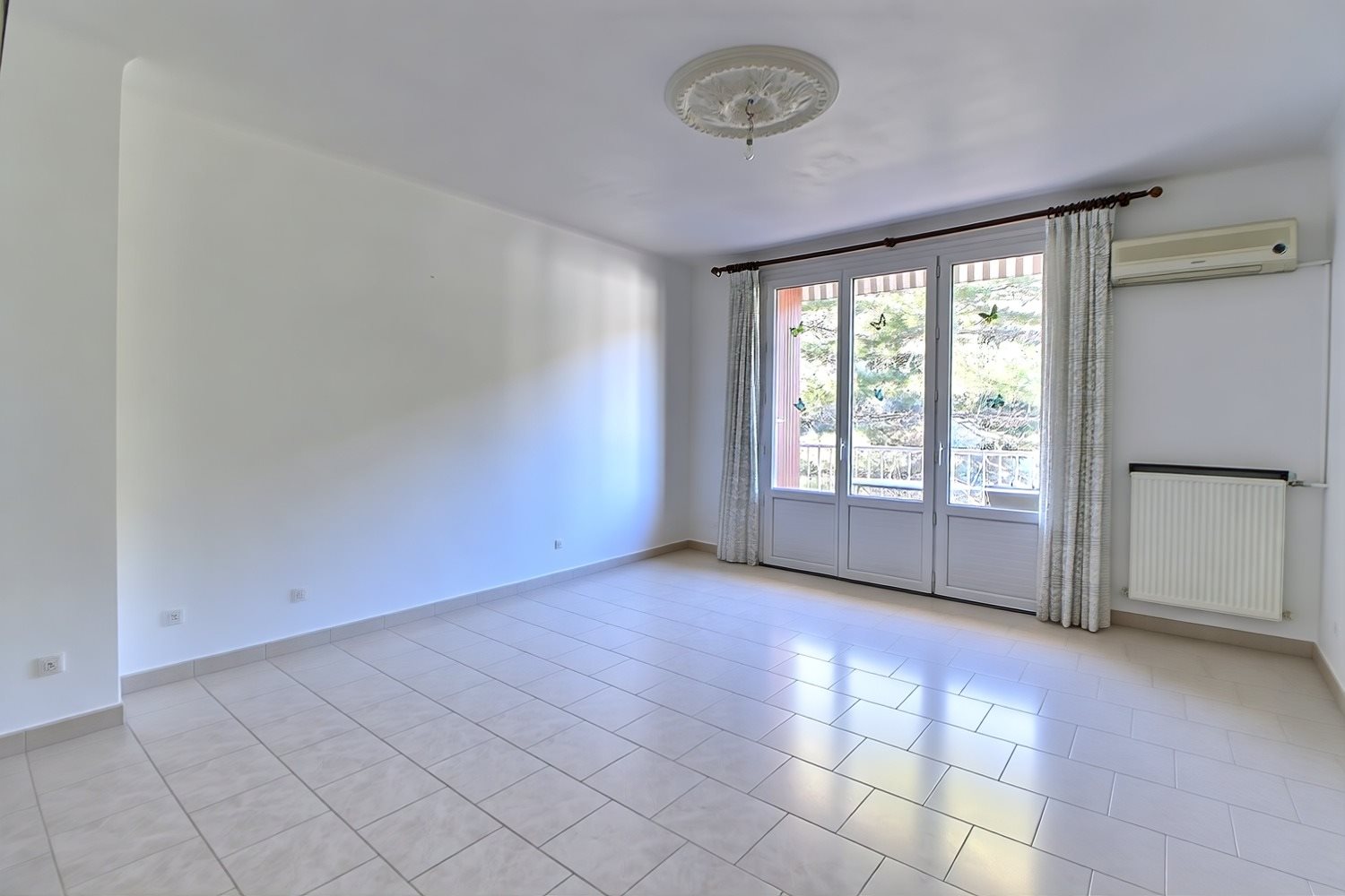 Appartement à louer, 18m², Trans-en-Provence