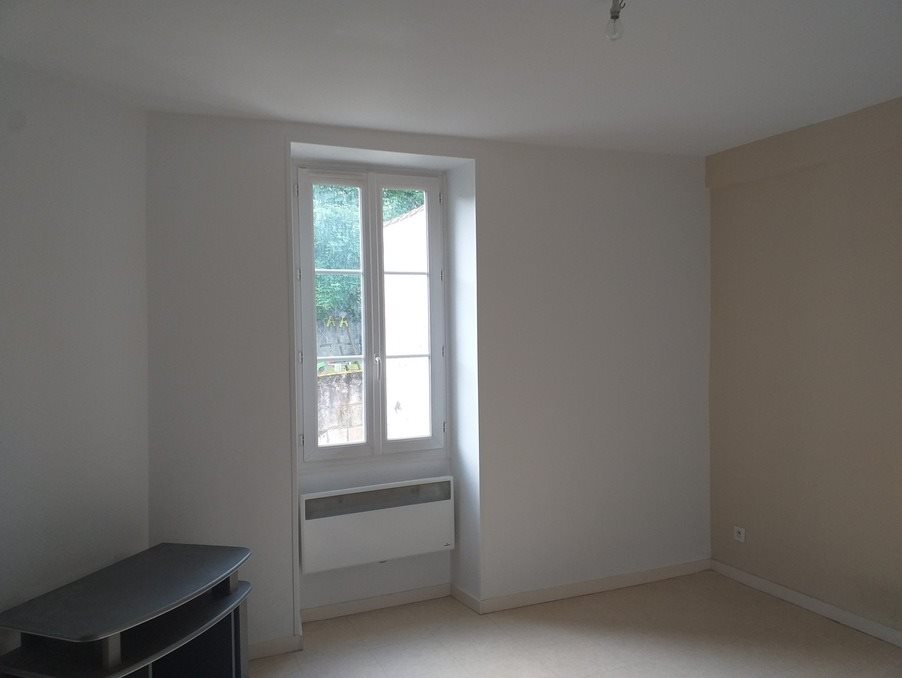 Appartement à louer, 34m², Mirambeau