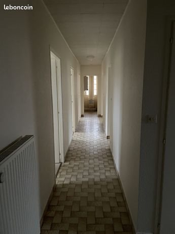 Appartement à louer, 89m², Neuville-de-Poitou