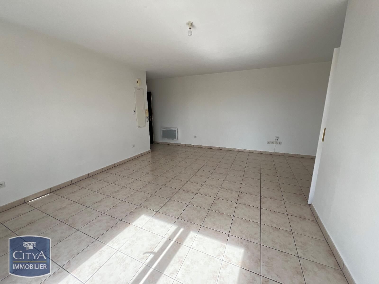 Appartement à louer, 49m², Avion