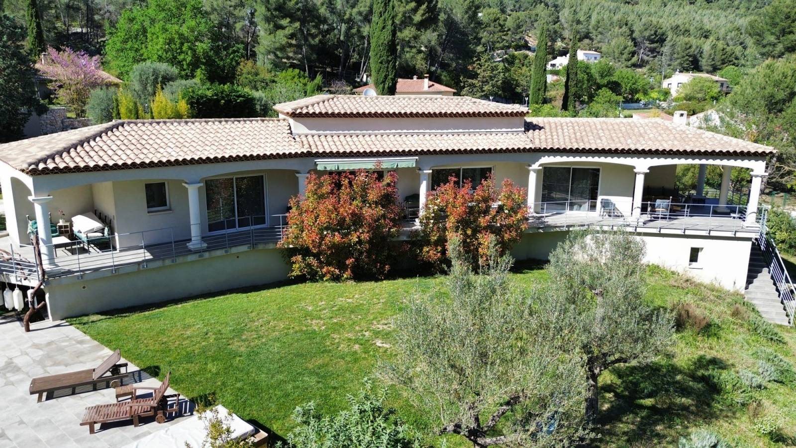 Maison à vendre, 400m², Roquefort-la-Bédoule