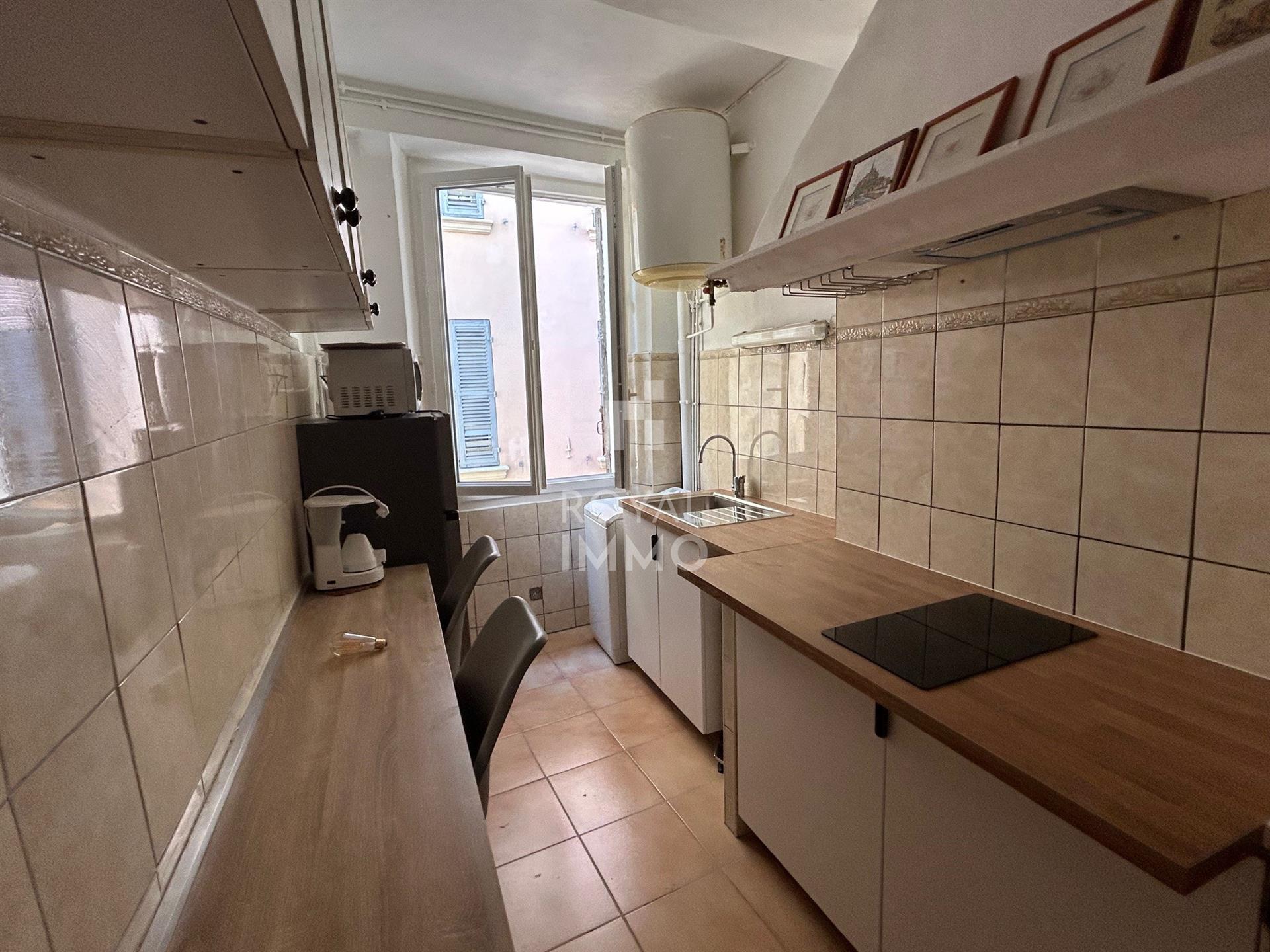 Appartement à louer, 34m², Toulon