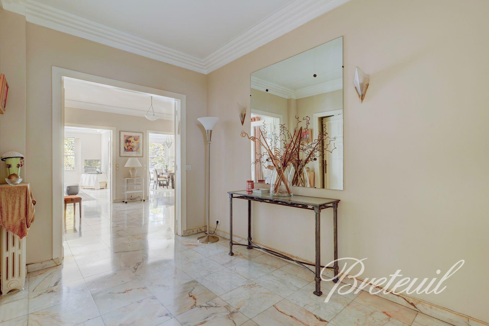 Appartement à vendre, 204m², Paris 19ème